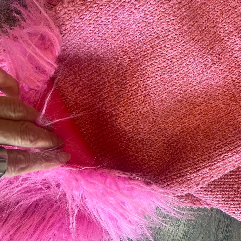 HEURUEH Extra Long 78 inch Winter Pink Knit Scarf with‎ Faux Fur Ends SOFT - Picture 2 of 9